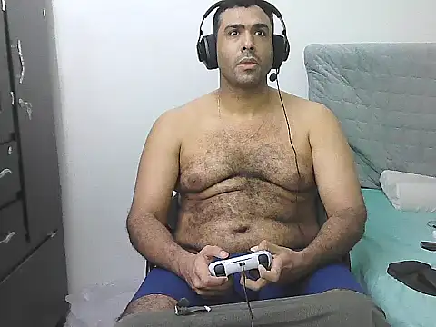 morenocabro10 online show from April 8, 2026, 1:40 am