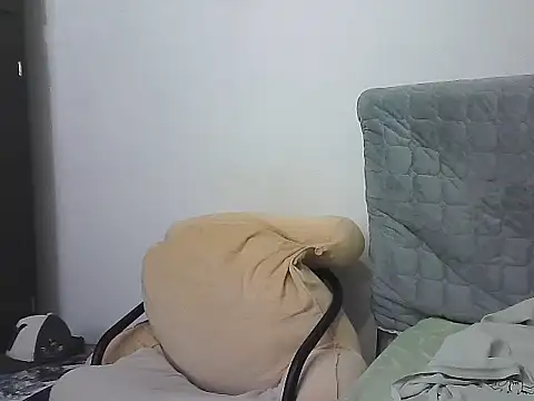 Snapshot of morenocabro10 chatting on November 23, 2025, 1:48 am morenocabro10 online show from November 23, 2025, 1:48 am