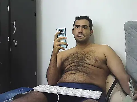 Snapshot of morenocabro10 chatting on December 4, 2025, 9:58 pm morenocabro10 online show from December 4, 2025, 9:58 pm