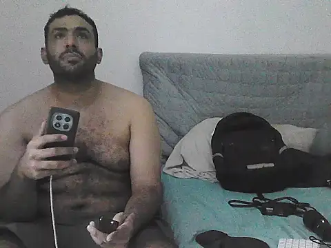 Snapshot of morenocabro10 chatting on August 2, 2026, 3:38 am morenocabro10 online show from August 2, 2026, 3:38 am