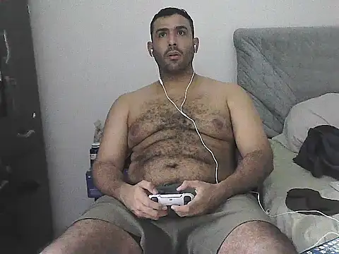 Snapshot of morenocabro10 chatting on July 17, 2026, 4:32 am morenocabro10 online show from July 17, 2026, 4:32 am