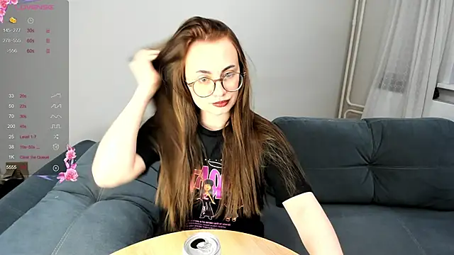 Snapshot of MewStella chatting on January 10, 2026, 3:51 pm MewStella online show from January 10, 2026, 3:51 pm