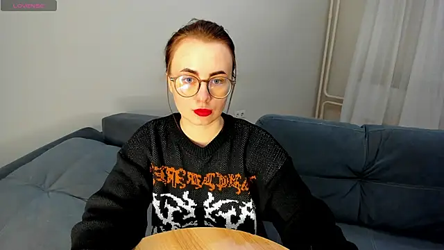 MewStella online show from March 28, 2026, 2:51 pm