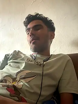 Snapshot of hoegupta chatting on November 12, 2025, 6:39 am hoegupta online show from November 12, 2025, 6:39 am