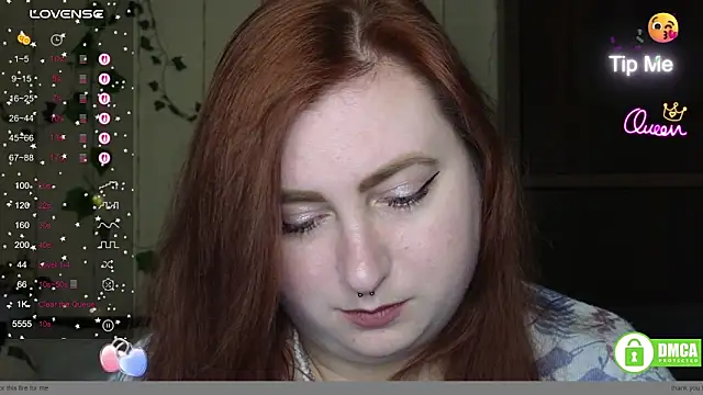 Snapshot of Alicia_love00 chatting on April 26, 2026, 11:29 am Alicia love00 online show from April 26, 2026, 11:29 am