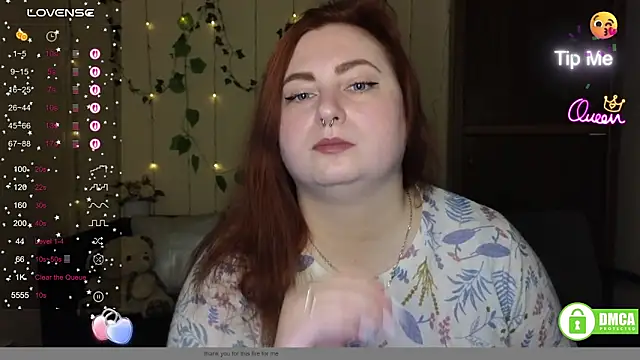 Snapshot of Alicia_love00 chatting on April 18, 2026, 11:23 am Alicia love00 online show from April 18, 2026, 11:23 am