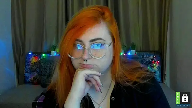 Alicia love00 online show from December 18, 2025, 12:31 pm