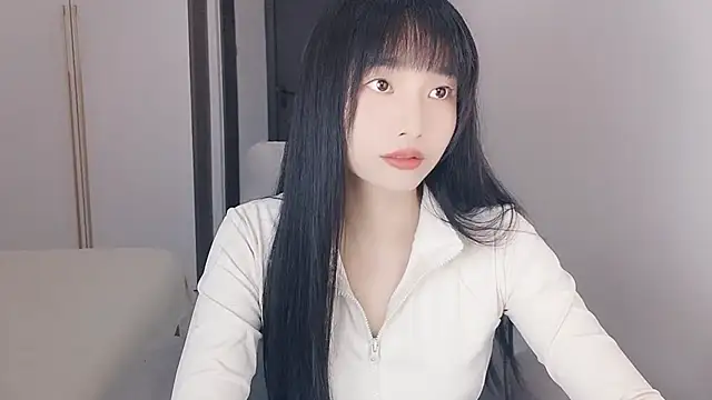 Lisa-3333 online show from March 26, 2026, 10:24 am