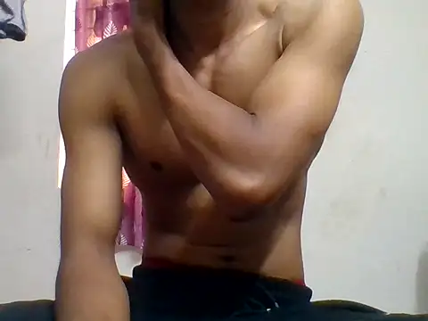 Snapshot of modelguyyy chatting on October 2, 2025, 8:40 am modelguyyy online show from October 2, 2025, 8:40 am