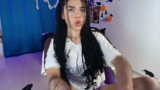 kitty aikooo online show from November 1, 2025, 6:41 am