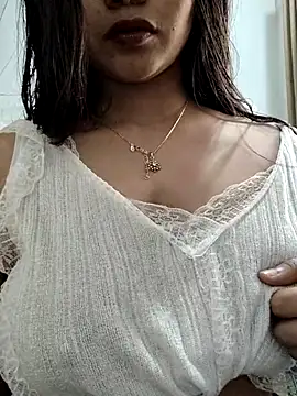 luv johrrra online show from December 15, 2025, 9:37 am