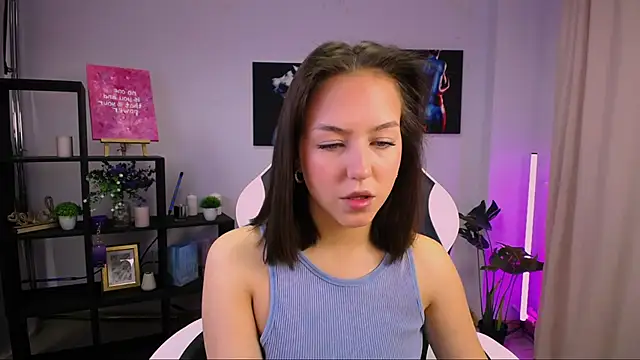 Snapshot of CindySparkl chatting on November 19, 2025, 4:56 am CindySparkl online show from November 19, 2025, 4:56 am