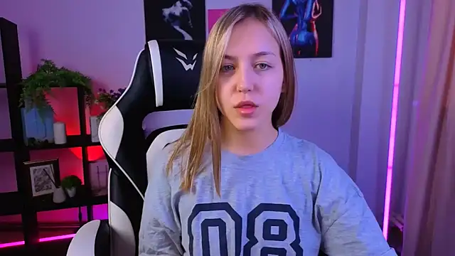 CindySparkl online show from April 5, 2026, 5:58 am