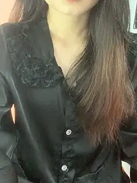 Snapshot of Tinasx56 chatting on December 5, 2025, 3:21 pm Tinasx56 online show from December 5, 2025, 3:21 pm