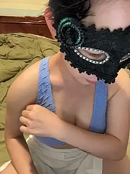 34E-cocacola online show from October 12, 2025, 2:29 pm