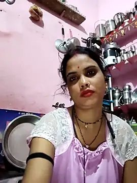 Snapshot of Cut_ragni chatting on October 4, 2025, 6:53 pm Cut ragni online show from October 4, 2025, 6:53 pm