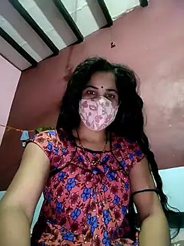 Snapshot of Cut_ragni chatting on September 15, 2025, 10:37 am Cut ragni online show from September 15, 2025, 10:37 am