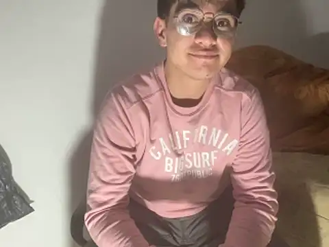 OmalexGame online show from December 5, 2025, 12:04 pm