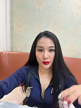 Candice888 online show from April 14, 2026, 2:11 pm