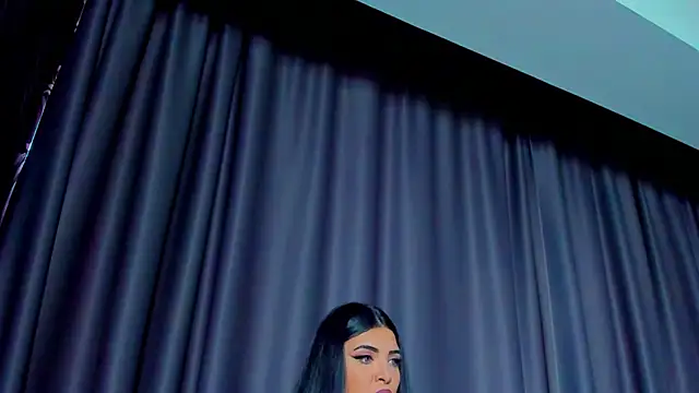 DevashaQueenX online show from November 25, 2025, 9:53 am