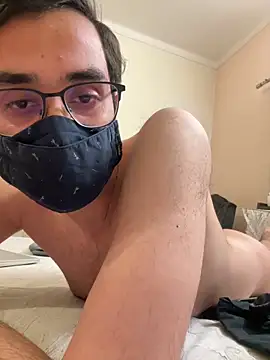 Snapshot of helloguys_28 chatting on November 4, 2025, 6:11 pm helloguys 28 online show from November 4, 2025, 6:11 pm