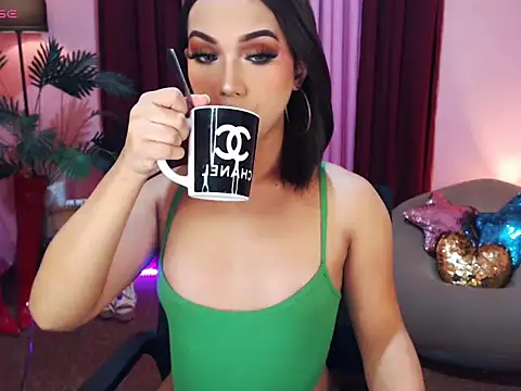 UrasianBIGcock696 online show from October 22, 2025, 4:39 pm