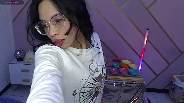 Snapshot of Giaa_rossi chatting on October 29, 2025, 3:00 pm Giaa rossi online show from October 29, 2025, 3:00 pm