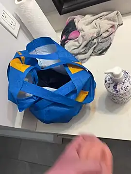 Buck2000 online show from April 16, 2026, 2:18 pm