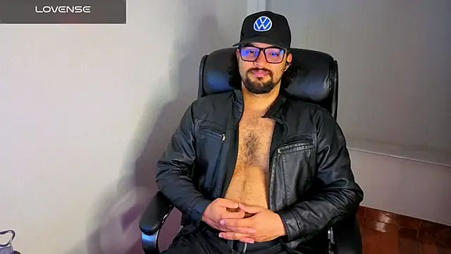 Ernesto-Rodriguez82 online show from March 13, 2026, 4:39 am