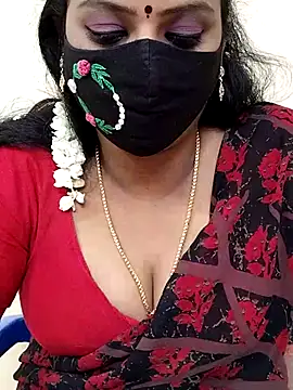 Snapshot of yoga-mithraa chatting on November 17, 2025, 2:10 pm yoga-mithraa online show from November 17, 2025, 2:10 pm