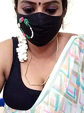 Snapshot of yoga-mithraa chatting on November 12, 2025, 3:27 pm yoga-mithraa online show from November 12, 2025, 3:27 pm