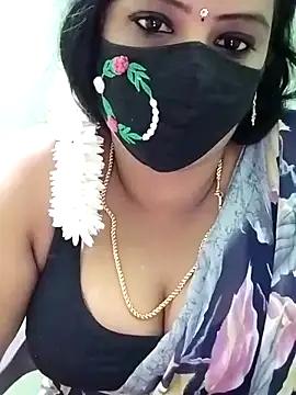 Snapshot of yoga-mithraa chatting on November 15, 2025, 12:31 pm yoga-mithraa online show from November 15, 2025, 12:31 pm