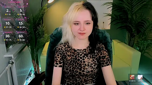 girl next doorr online show from March 28, 2026, 1:12 pm