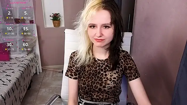 girl next doorr online show from March 22, 2026, 1:12 pm