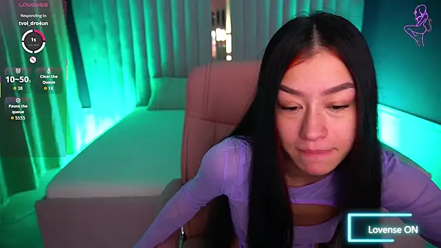 Snapshot of FataleNellie chatting on November 21, 2025, 9:58 pm FataleNellie online show from November 21, 2025, 9:58 pm