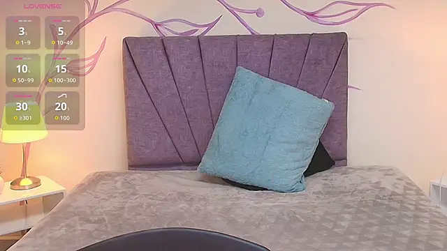 Snapshot of Lia_Blake_ chatting on October 25, 2025, 12:04 pm Lia Blake online show from October 25, 2025, 12:04 pm