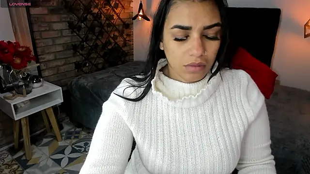 Lia Blake  online show from March 12, 2026, 1:04 pm