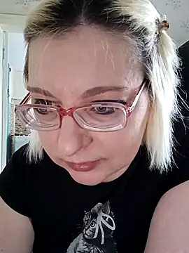 VikaKing online show from March 24, 2026, 12:16 pm