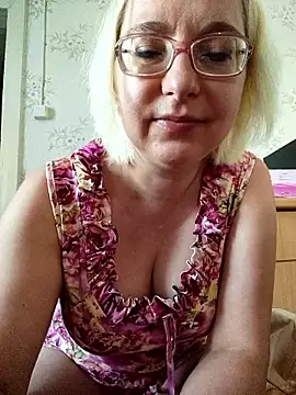 VikaKing online show from May 22, 2026, 8:56 am