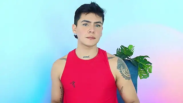 CamiiGuzmanX online show from October 24, 2025, 7:57 pm