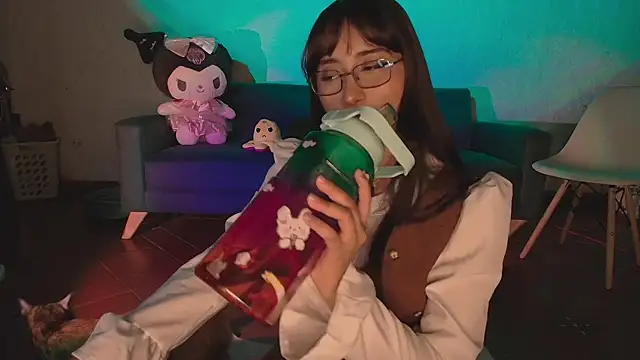 Snapshot of kaori_77 chatting on December 20, 2025, 3:42 am kaori 77 online show from December 20, 2025, 3:42 am