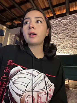 Snapshot of kaori_77 chatting on February 12, 2026, 4:23 am kaori 77 online show from February 12, 2026, 4:23 am