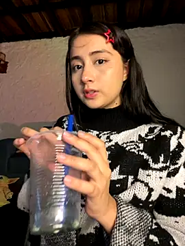 Snapshot of kaori_77 chatting on December 1, 2025, 4:02 am kaori 77 online show from December 1, 2025, 4:02 am