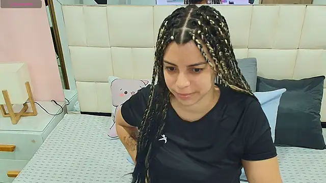 Snapshot of gisell_gomez chatting on November 26, 2025, 1:11 pm gisell gomez online show from November 26, 2025, 1:11 pm