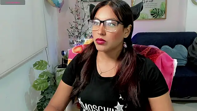 Snapshot of Cameroon-Diaz chatting on January 17, 2026, 1:47 pm Cameroon-Diaz online show from January 17, 2026, 1:47 pm