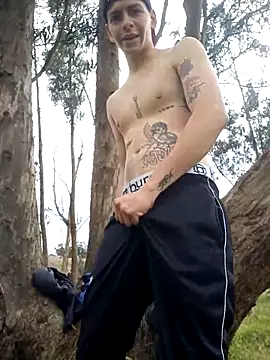 Thomasjons  online show from November 26, 2025, 2:39 pm