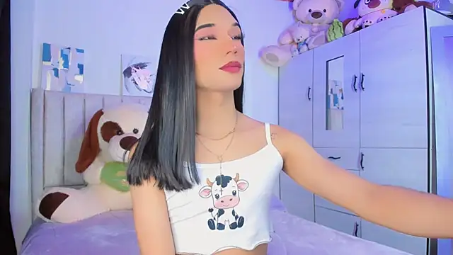 Snapshot of baby_cleo chatting on December 20, 2025, 12:35 am baby cleo online show from December 20, 2025, 12:35 am