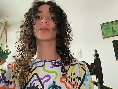 camille delrey online show from October 27, 2025, 6:20 pm