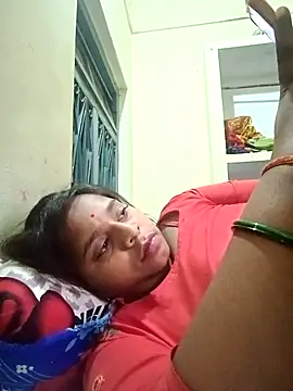 Hot crety online show from November 22, 2025, 6:07 pm