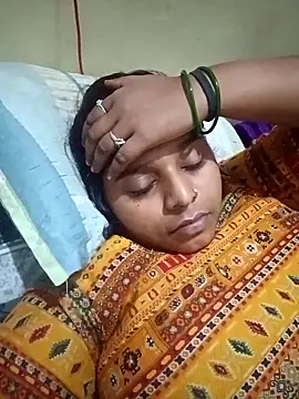 Snapshot of Hot_crety chatting on October 16, 2025, 12:46 pm Hot crety online show from October 16, 2025, 12:46 pm